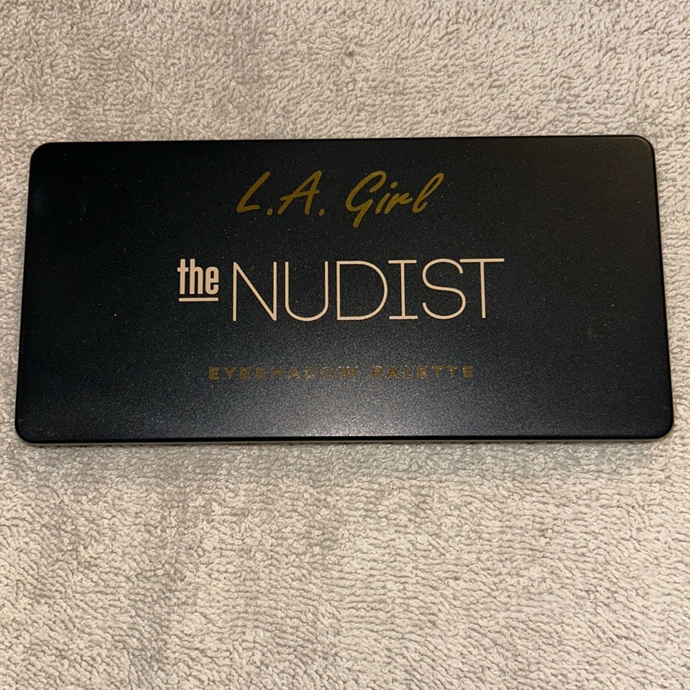 L.A Girl- The Nudist Eyeshadow Palette